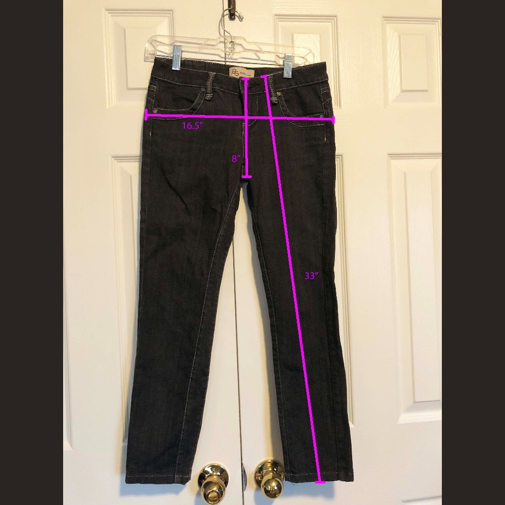 Dark Grey BCBGeneration jeans with beautiful silver threading, Size 26